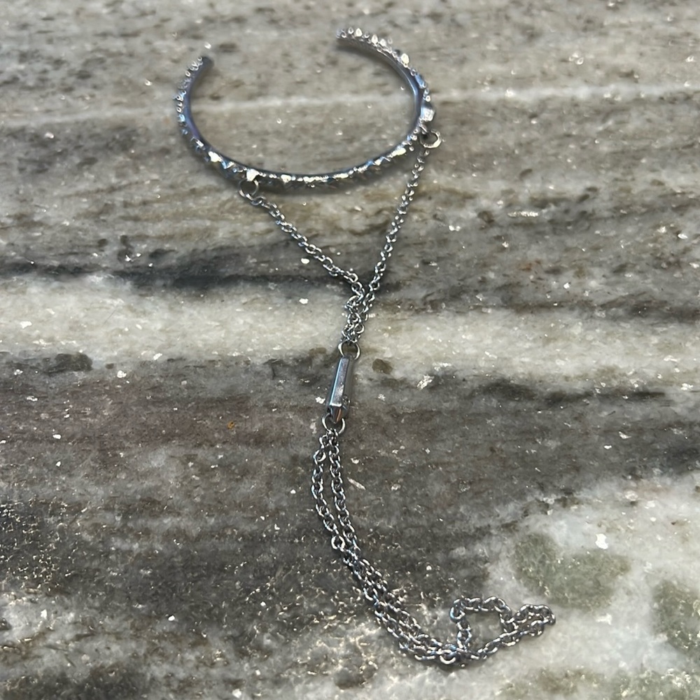 Kendra Scott bracelet ring
